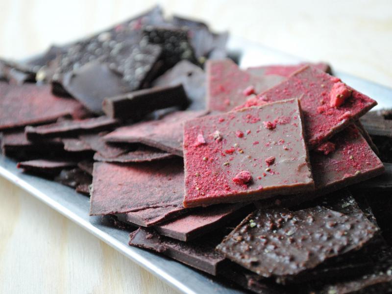 Tafeln und Bruchschokolade